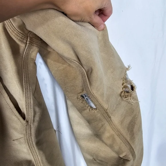 Vintage Carhartt Thrashed Worn In Faded Arctic Duck Canvas Chore Coat - Picture 15 of 16